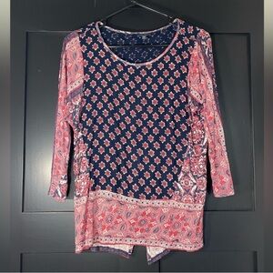 🛟🛟🛟BOGOHO 🛟🛟🛟Lucky Brand Multi-Media Floral Navy and Pink Blouse-Medium